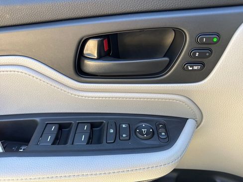 Used 2024 Honda Odyssey EX-L image 15