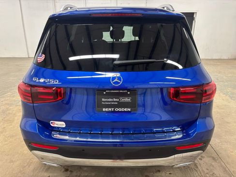 New 2025 Mercedes-Benz GLB 250 image 7