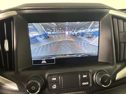 Used 2024 GMC Terrain SLT w/ Elevation Edition FWD image 25