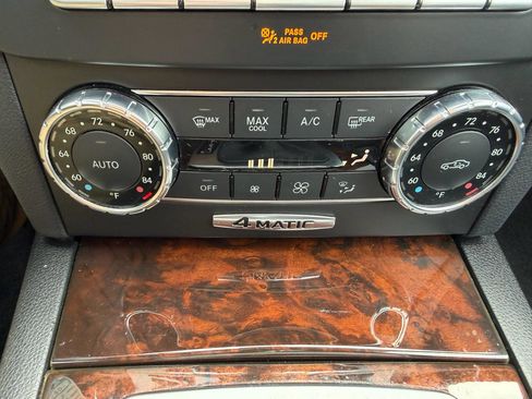 Used 2012 Mercedes-Benz C 350 4MATIC Coupe image 34