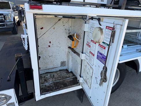 Used 2017 Ford F350 XL w/ Power Equipment Group image 38