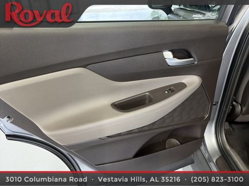 Used 2019 Hyundai Santa Fe SEL FWD image 18