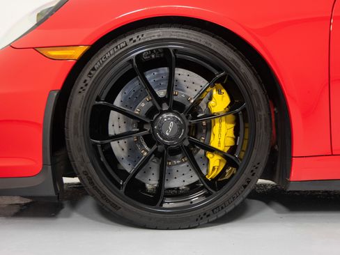 Used 2015 Porsche 911 GT3 RWD image 36