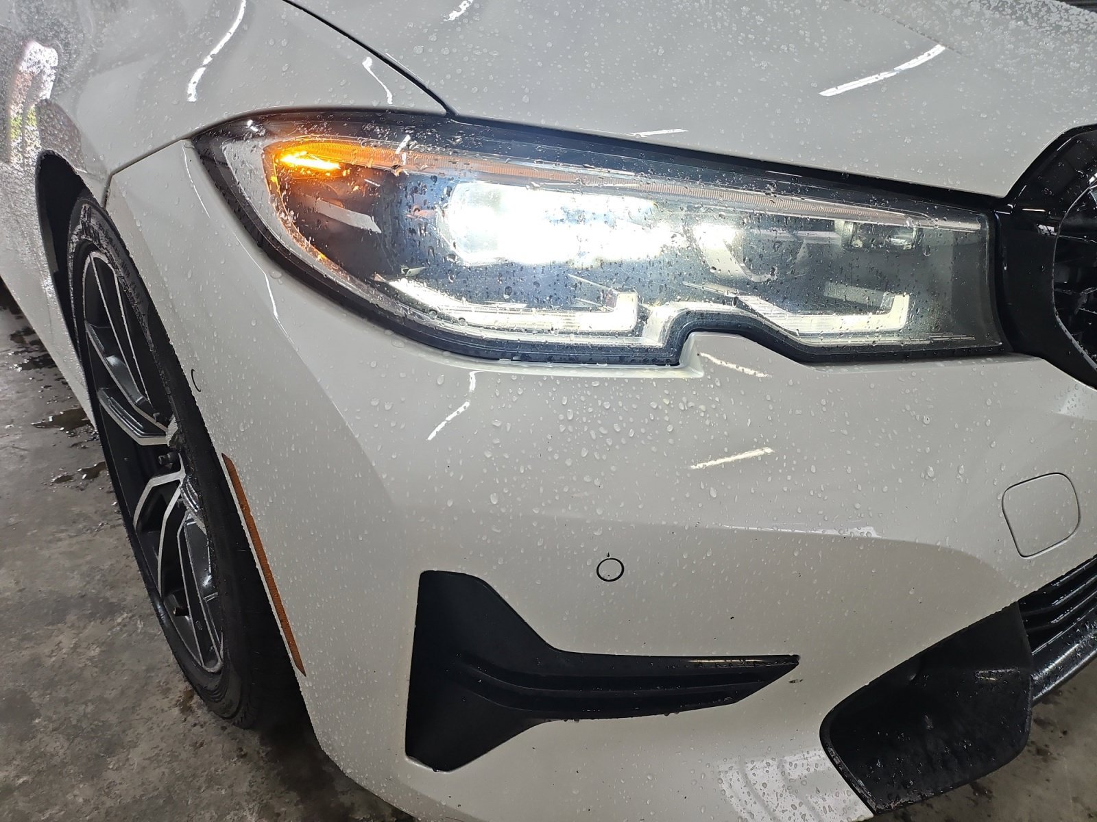 Used 2020 BMW 330i xDrive Sedan w/ Premium Package AWD/4WD image 12