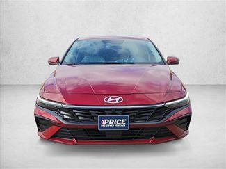 Used 2024 Hyundai Elantra Limited video 2