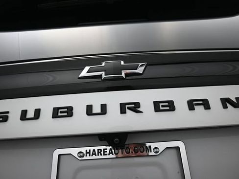 Used 2025 Chevrolet Suburban RST w/ Comfort Package AWD/4WD image 29