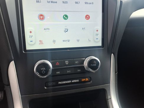 Certified 2023 Ford Edge SEL w/ Convenience Package image 18