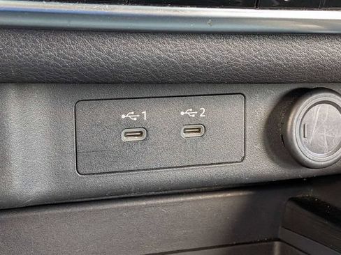 Used 2024 Nissan Rogue SV FWD image 20