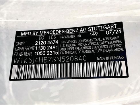 Used 2025 Mercedes-Benz CLA 250 4MATIC image 35