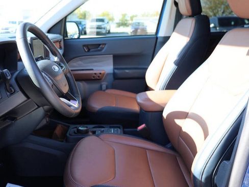 Used 2023 Ford Maverick Lariat w/ Lariat Luxury Package image 13