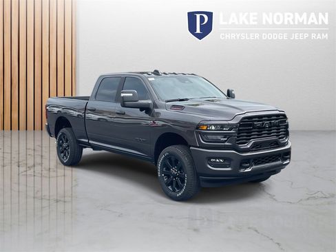 New 2026 RAM 2500 Big Horn image 2