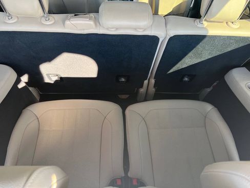 Used 2018 Mercedes-Benz GLS 450 4MATIC image 47