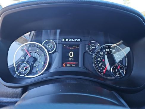 Used 2024 RAM 3500 Big Horn image 19