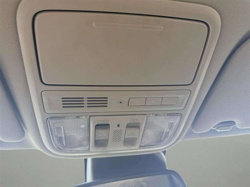 Used 2015 Honda Odyssey EX-L image 38