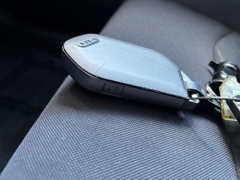 Used 2025 Kia K5 LXS FWD image 27