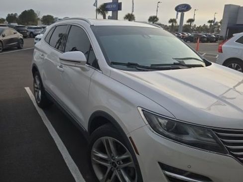 Used 2018 Lincoln MKC Reserve image 11