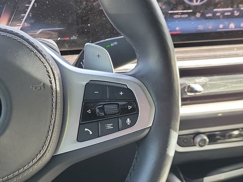 Used 2024 BMW X6 xDrive40i w/ Executive Package AWD/4WD image 19
