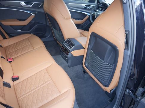Certified 2024 Audi RS 6 performance AWD/4WD image 31