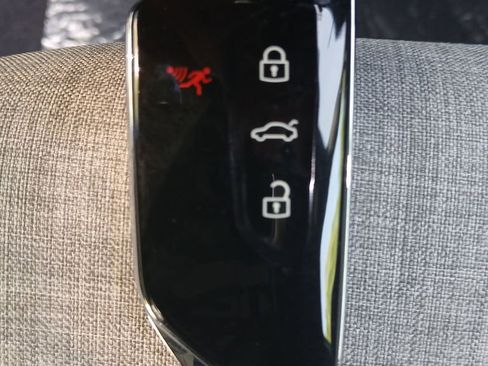 New 2026 Volkswagen ID.4 Pro RWD image 28