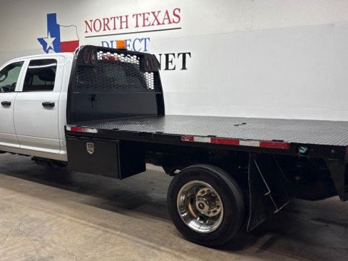 Used 2022 RAM 5500 Tradesman w/ Safety Group AWD/4WD image 9