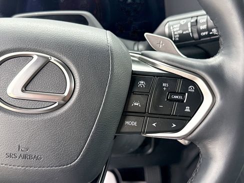 Used 2024 Lexus GX 550 w/ Accessory Package (Z1) AWD/4WD image 27