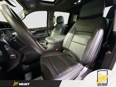 Used 2024 GMC Sierra 1500 Denali AWD/4WD image 25