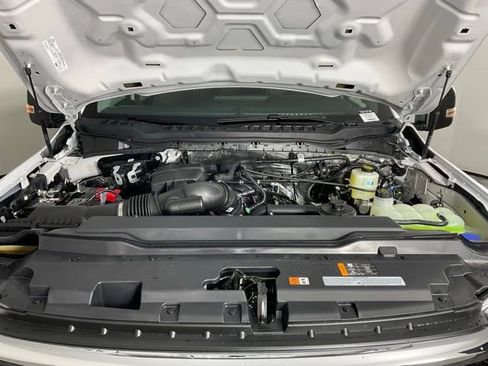 New 2026 Ford F250 XLT w/ XLT Premium Package image 9