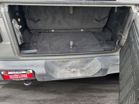 Used 2020 Jeep Wrangler Sport image 10