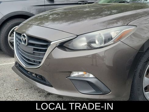 Used 2015 MAZDA MAZDA3 i SV image 2