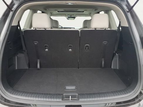 Used 2024 Kia Telluride S w/ S Sunroof Package FWD image 23