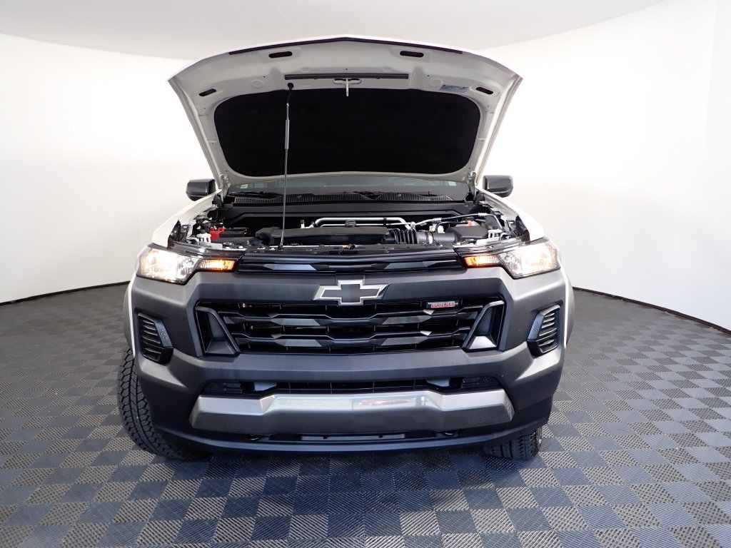 New 2026 Chevrolet Colorado Trail Boss AWD/4WD image 40