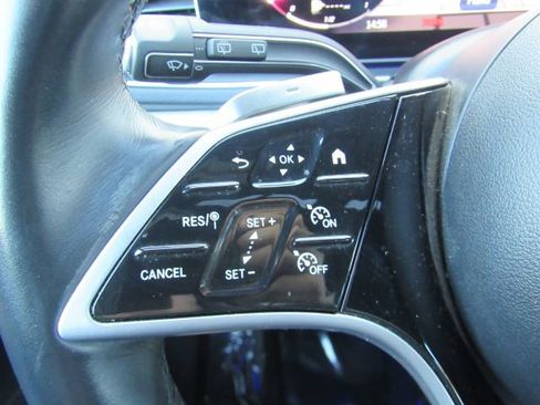 Used 2024 Mercedes-Benz GLE 450e 4MATIC image 39