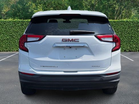 Used 2024 GMC Terrain SLE AWD/4WD image 5