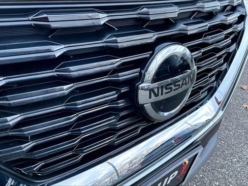 Used 2021 Nissan Rogue SL image 28