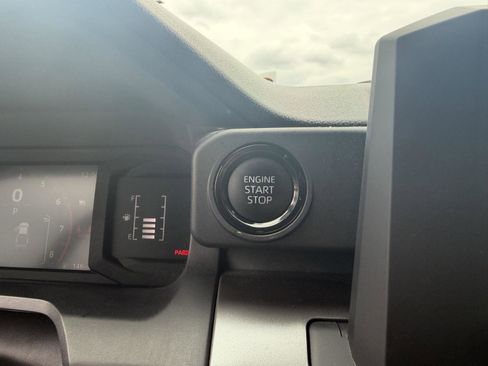 Used 2024 Toyota Tacoma SR5 AWD/4WD image 24