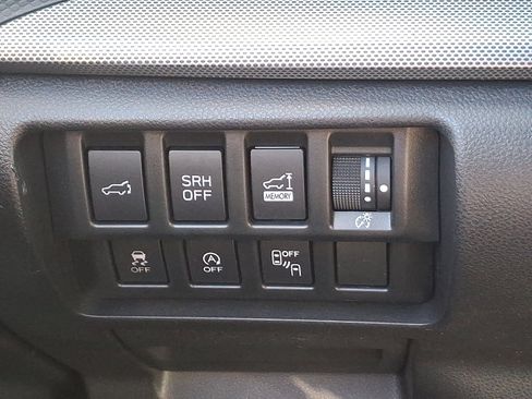 Used 2019 Subaru Forester Limited image 25