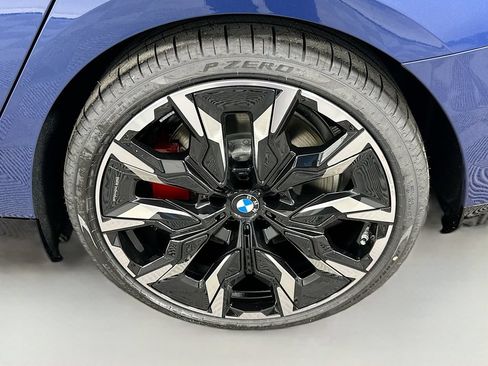 New 2026 BMW i5 M60 w/ Premium Package AWD/4WD image 23