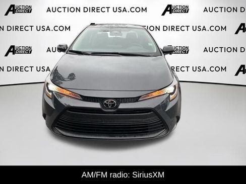 Used 2025 Toyota Corolla LE FWD image 2