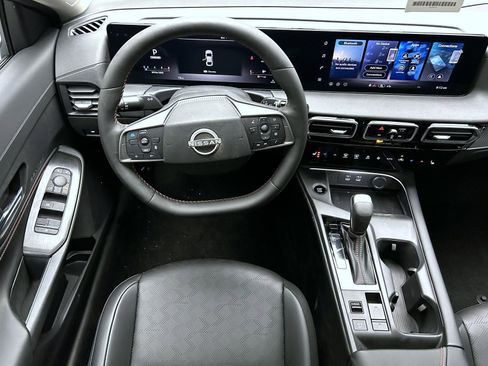 New 2026 Nissan Sentra SR w/ SR Premium Package image 12