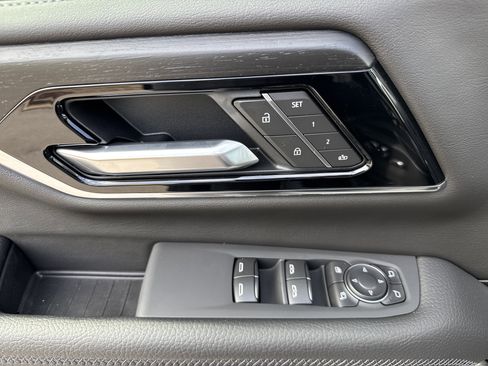 New 2026 GMC Yukon XL Denali w/ Sun & Power Step Package image 14