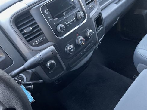 Used 2013 RAM 1500 Express image 19