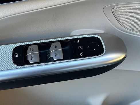 New 2026 Mercedes-Benz GLC 300 image 23