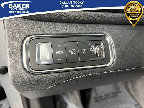 New 2026 Buick Enclave Avenir w/ Super Cruise Package FWD image 20