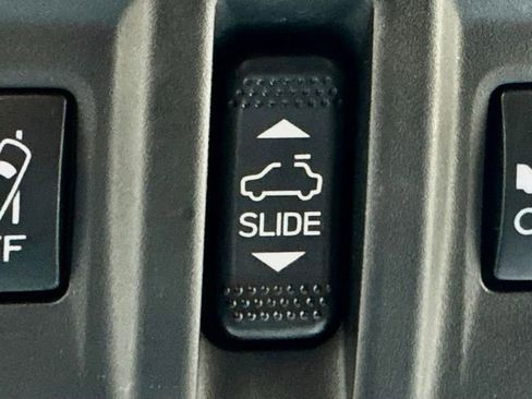 Used 2021 Subaru Forester Premium image 20