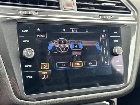 Certified 2023 Volkswagen Tiguan SE R-Line FWD image 15