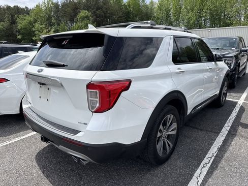 Used 2020 Ford Explorer Platinum w/ Premium Technology Package image 15