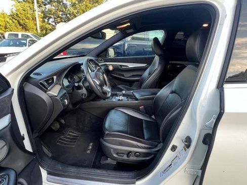 Used 2019 INFINITI QX50 Essential w/ Sensory Package AWD/4WD image 11