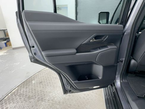 Used 2024 Lexus GX 550 w/ Accessory Package (Z1) image 27