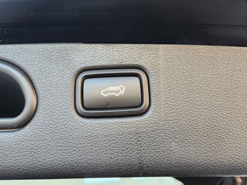 Used 2017 Hyundai Tucson Limited w/ Limited Ultimate Package 03 image 25