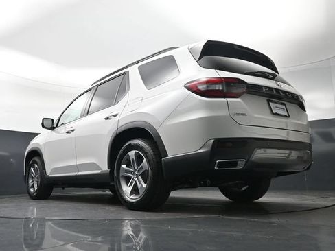 Certified 2026 Honda Pilot EX-L image 30